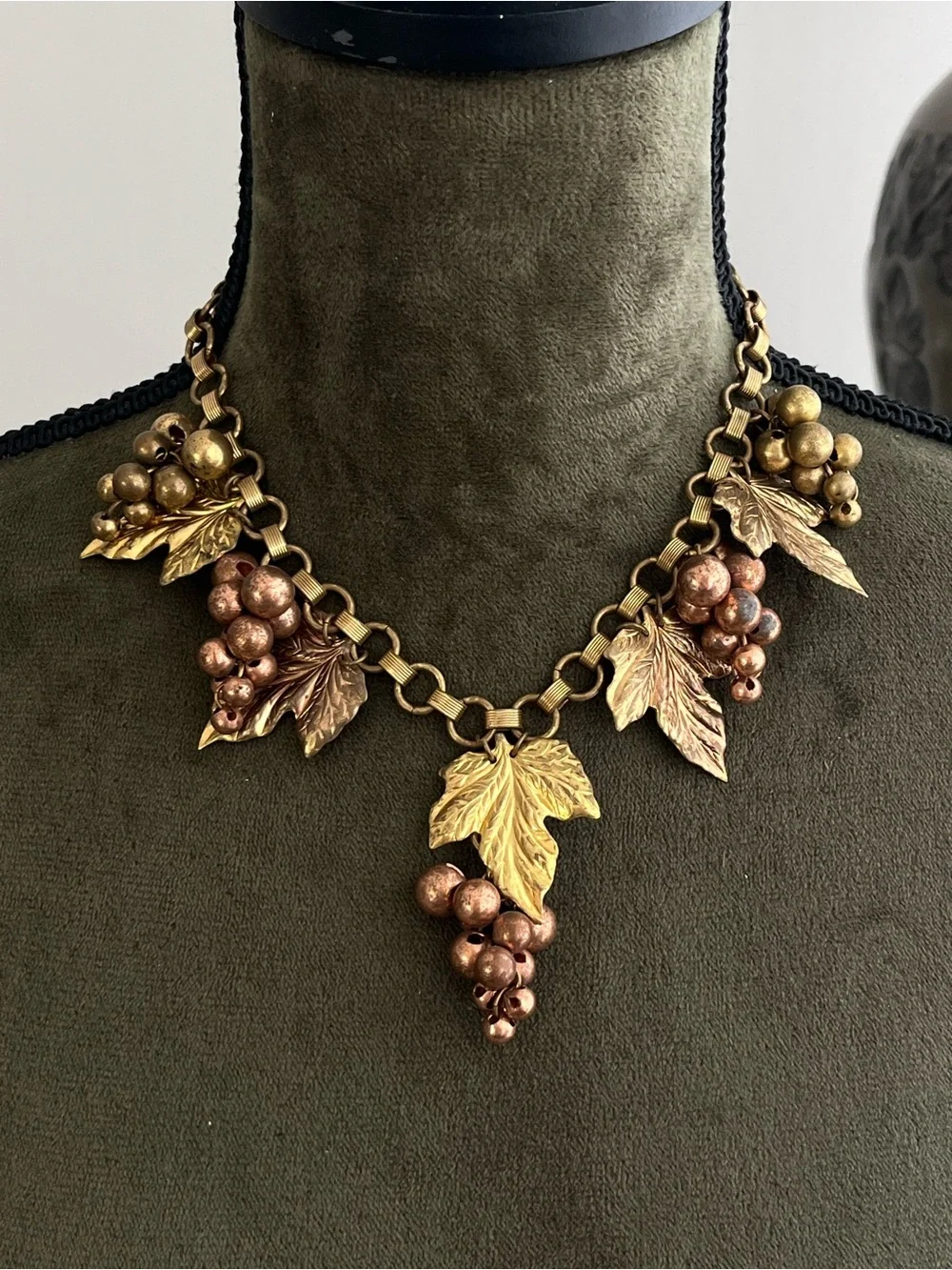 Vintage Miriam Haskell Style Grape Vine Leaf Beaded Drop Gold Bib Chain Necklace
